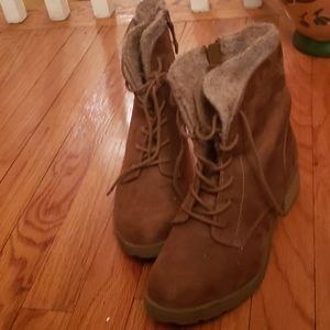 Women's boots